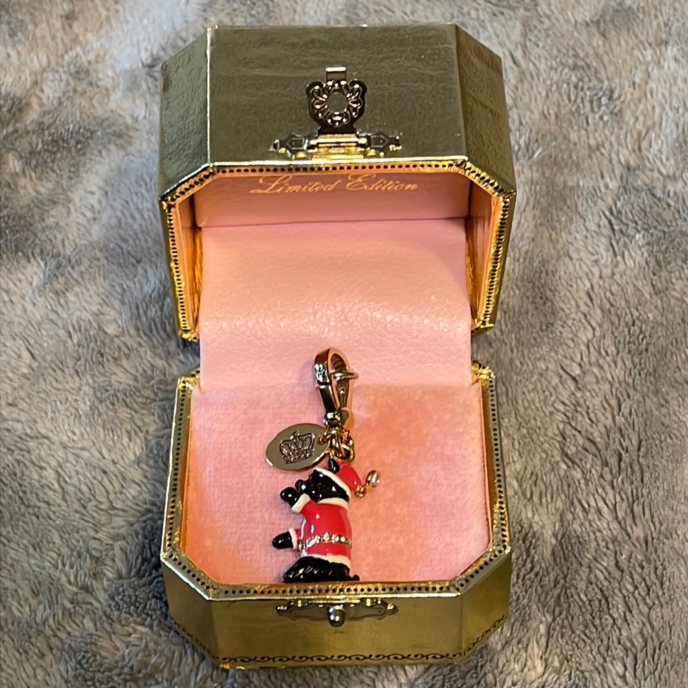 Juicy Couture 2009 limited edition!